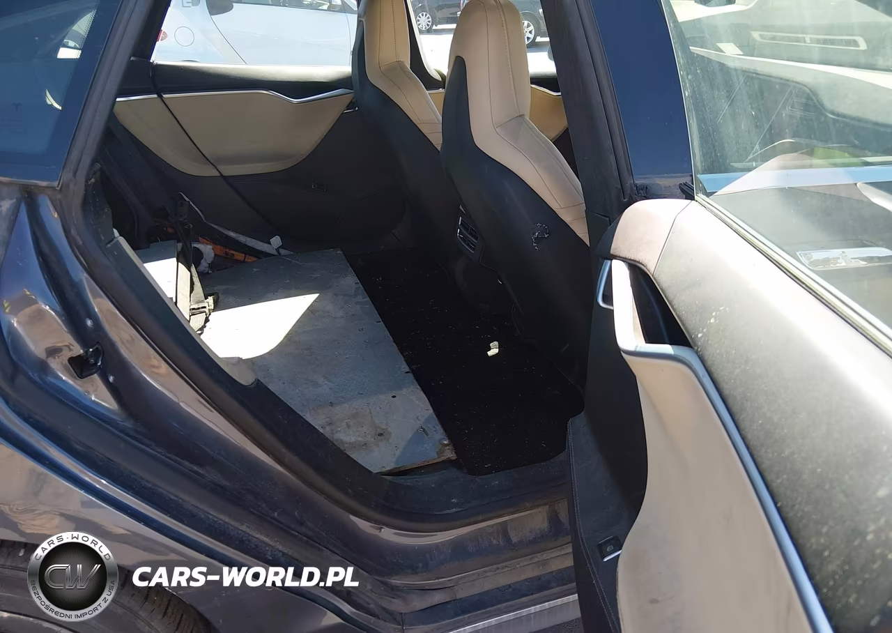 2015 Tesla Model S 85D-P85D VIN:5YJSA1E44FF103892 - 8