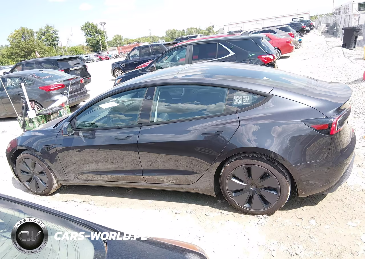 2025 Tesla Model 3 Long Range All-Wheel Drive VIN:5YJ3E1EB4SF959890 - 14