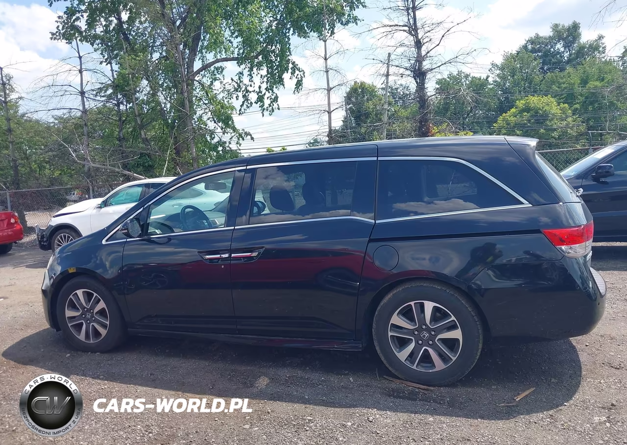2015 Honda Odyssey Touring-Touring Elite VIN:5FNRL5H98FB104339 - 14