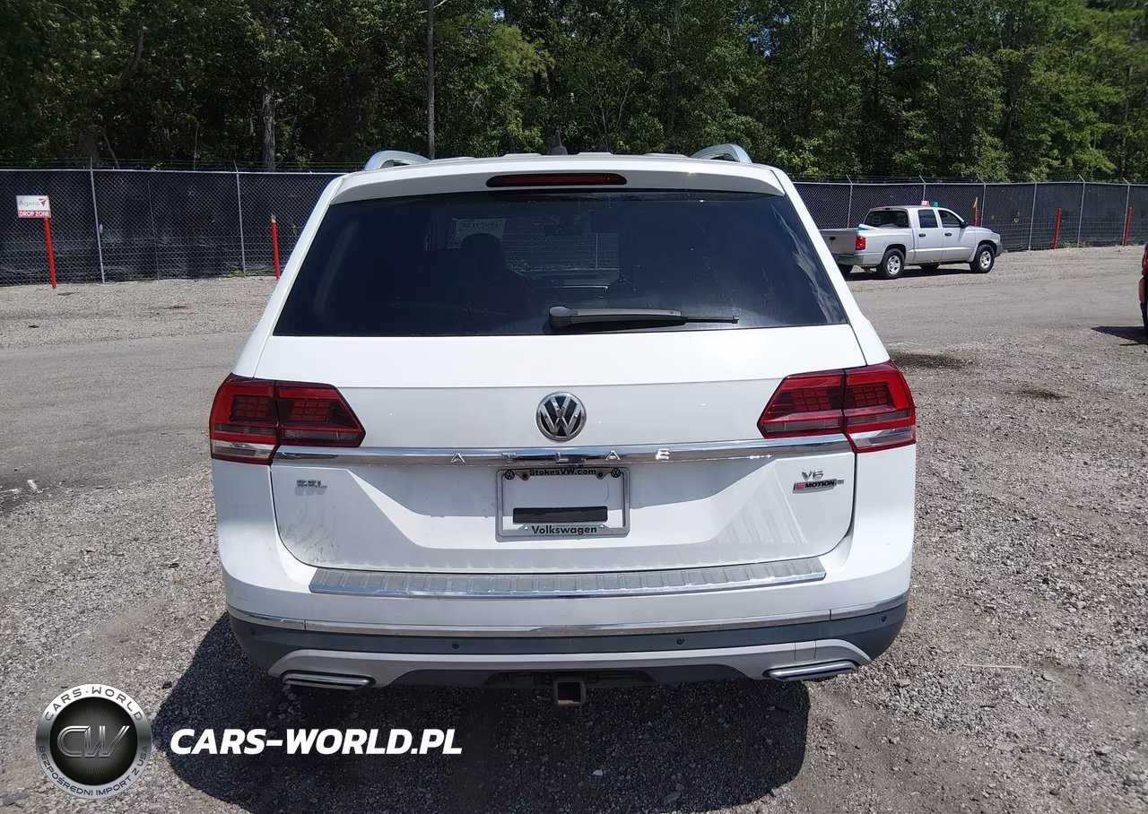 2018 Volkswagen Atlas 3.6L V6 Sel Premium VIN:1V2NR2CA1JC524686 - 16
