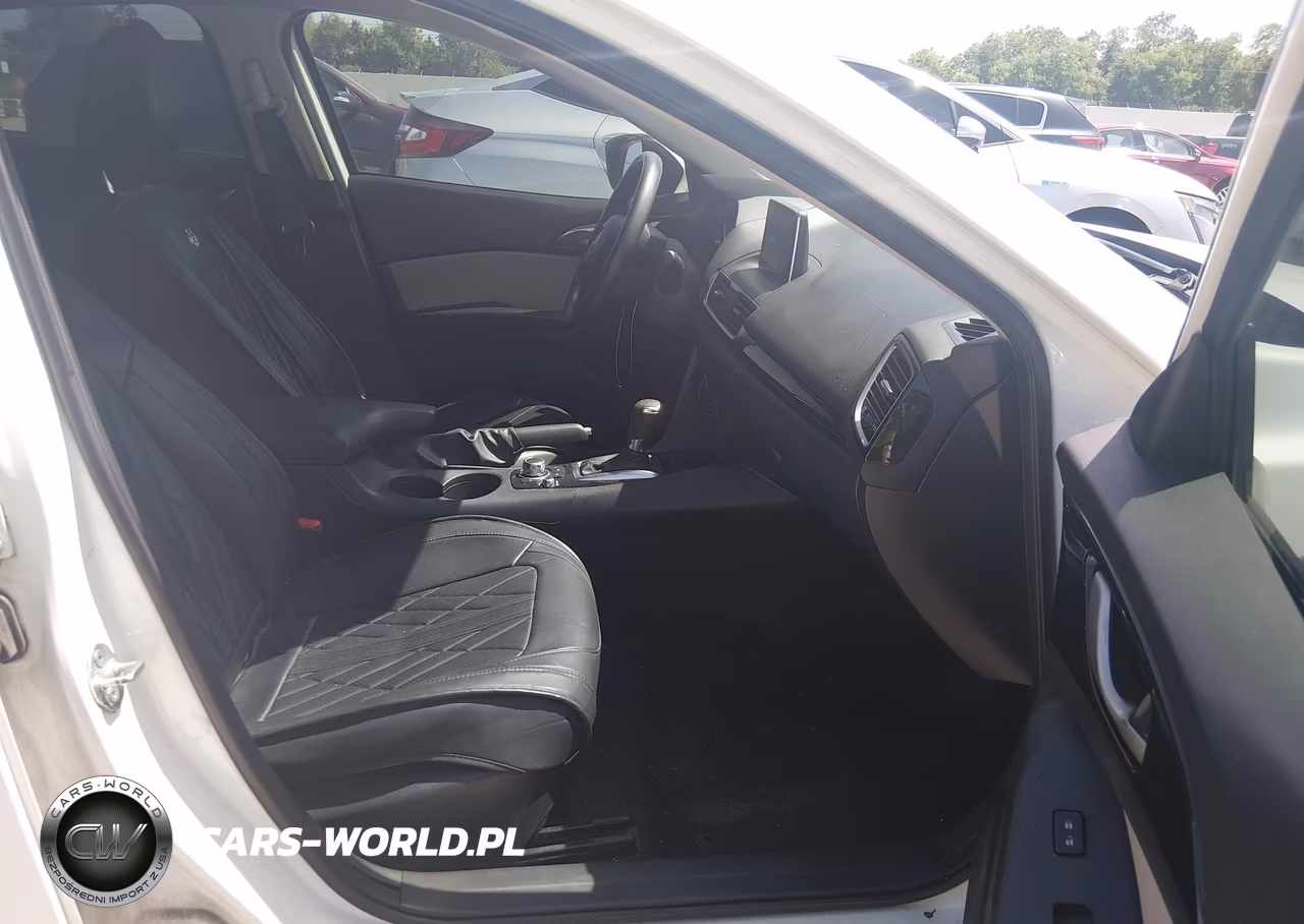 2016 Mazda Mazda3 I Sport VIN:JM1BM1J71G1315456 - 5