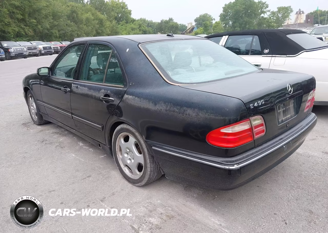 2000 Mercedes-Benz E 430 VIN:WDBJF70J8YB123130 - 3