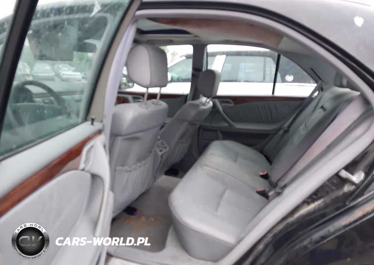 2000 Mercedes-Benz E 430 VIN:WDBJF70J8YB123130 - 8