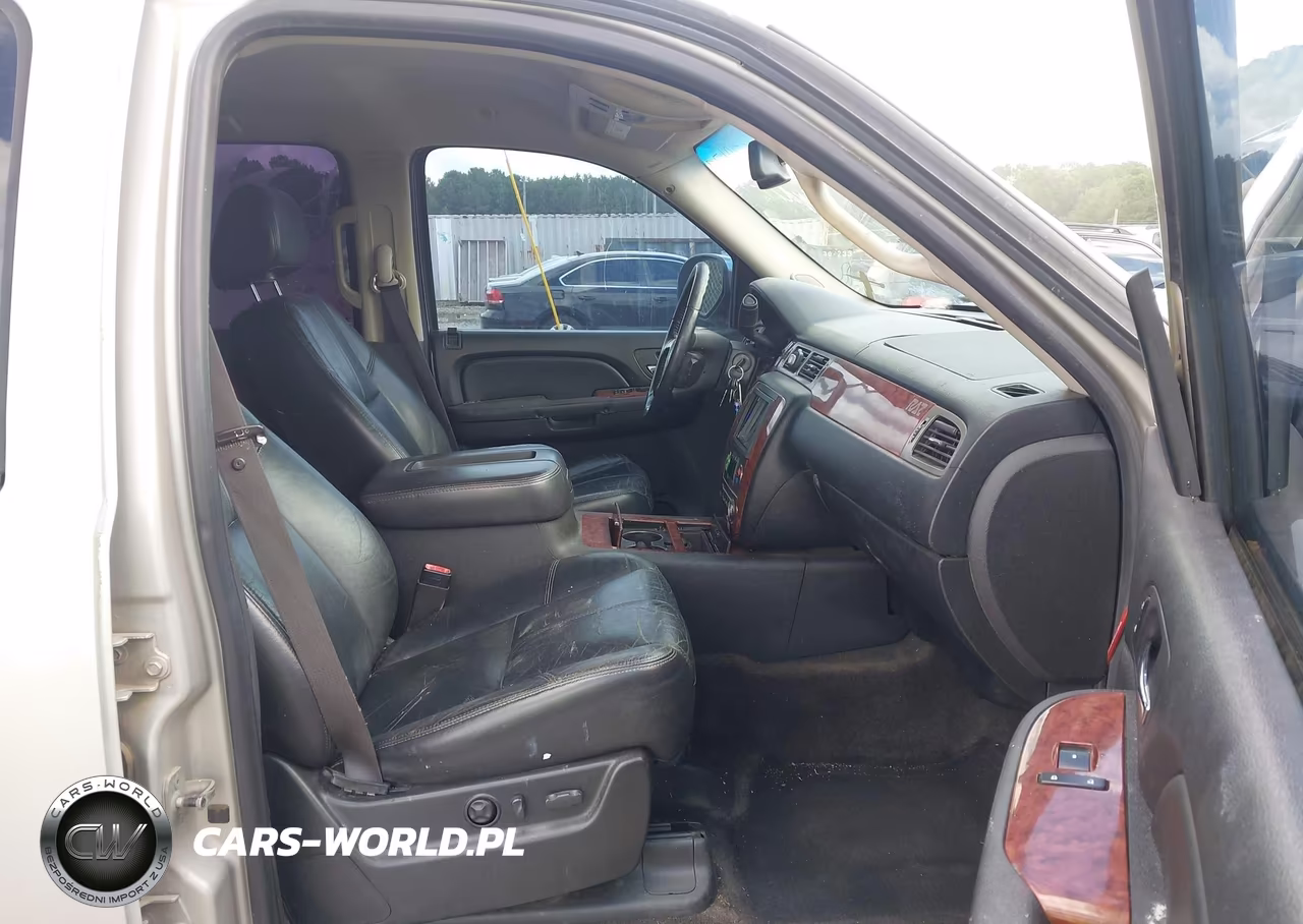 2008 Chevrolet Tahoe Ltz VIN:1GNFC13J58J177832 - 5