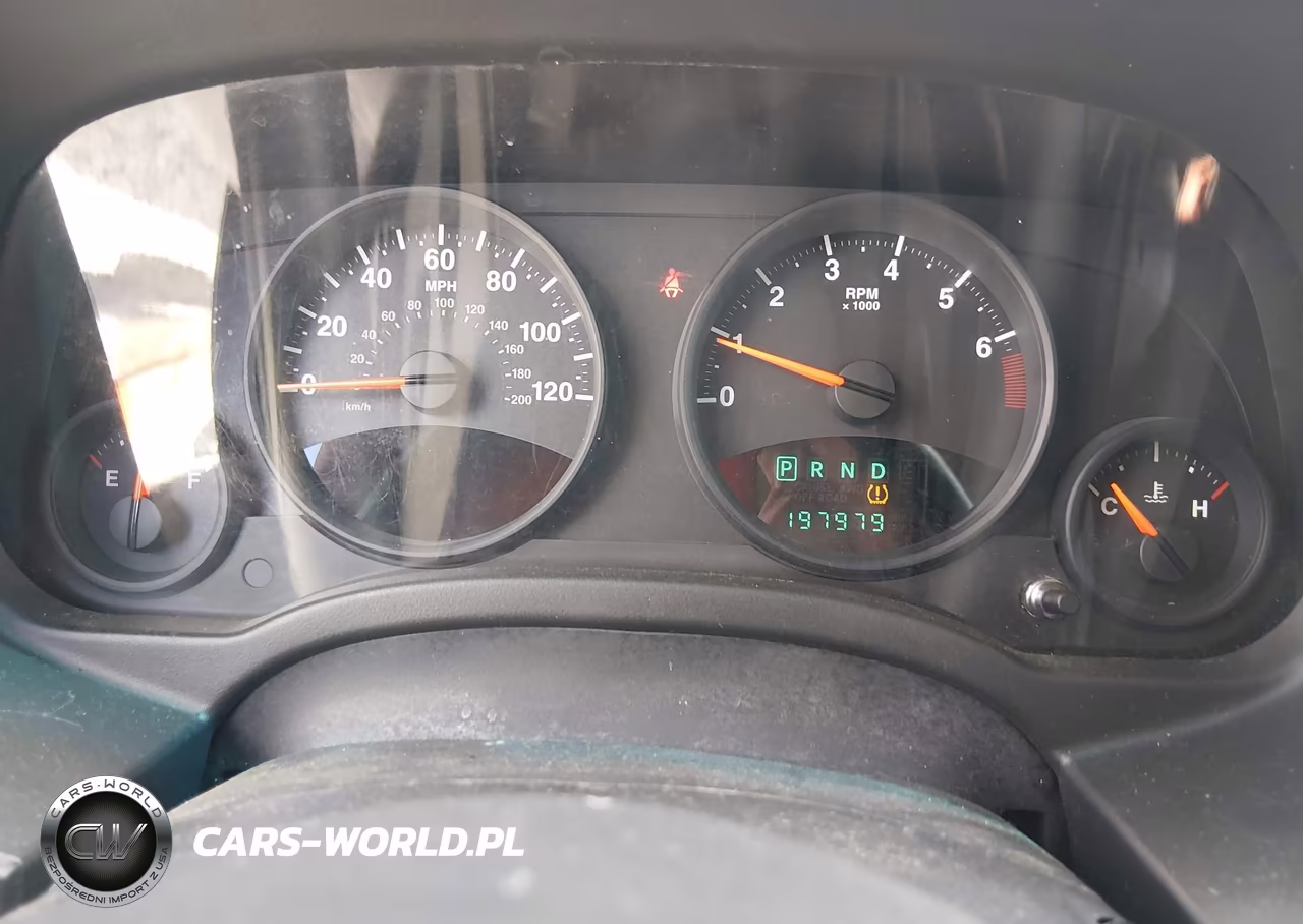 2012 Jeep Compass Latitude VIN:1C4NJCEB3CD685378 - 7