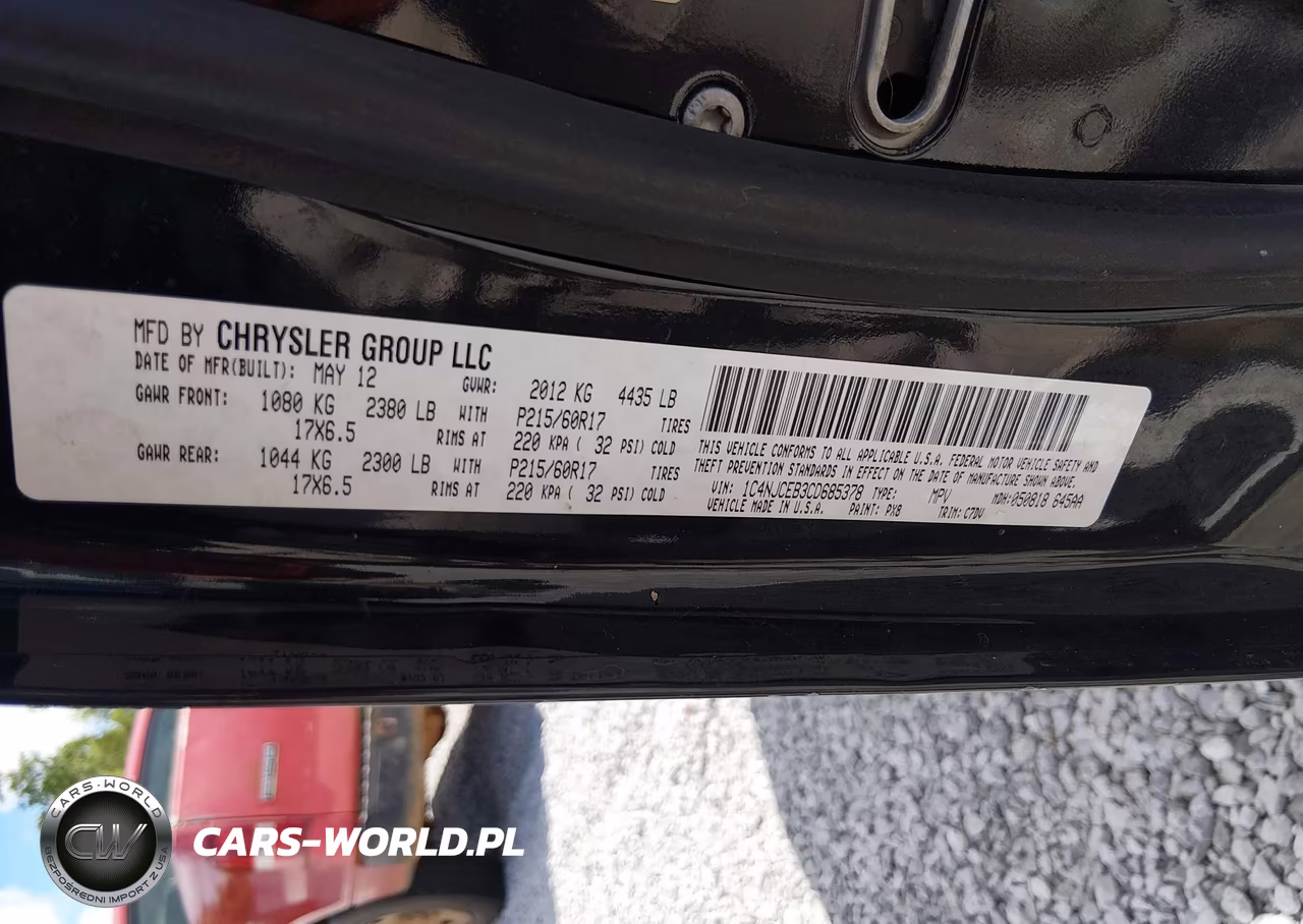 2012 Jeep Compass Latitude VIN:1C4NJCEB3CD685378 - 9