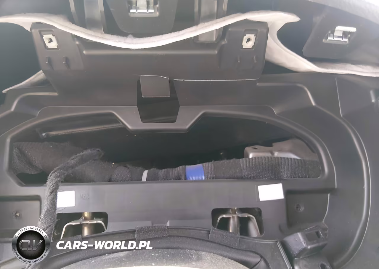 2025 Ram 1500 VIN:1C6RREGG0SN642115 - 16