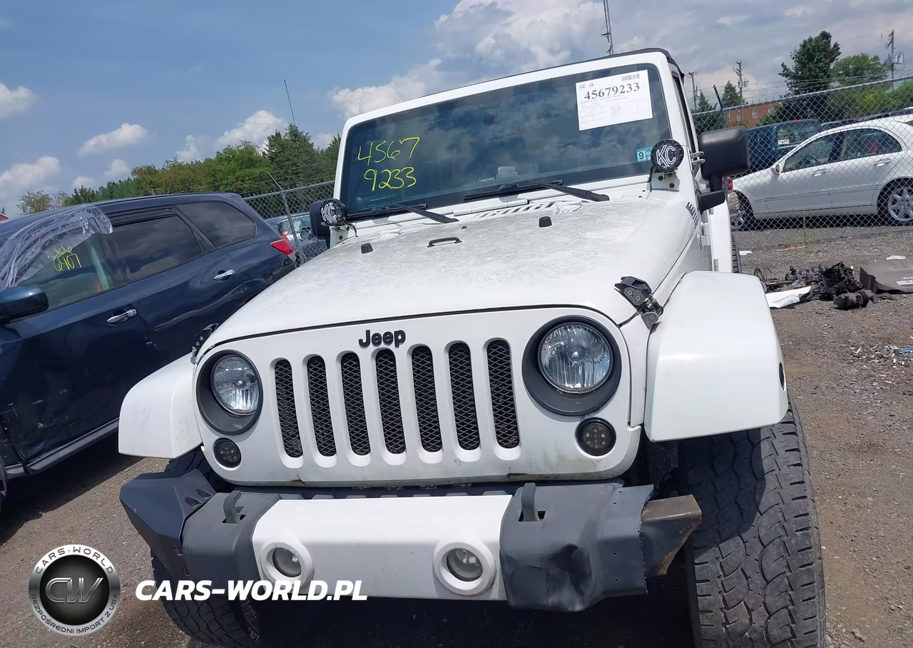 2012 Jeep Wrangler Unlimited Sahara VIN:1C4HJWEG0CL188823 - 13