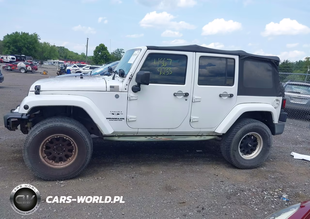 2012 Jeep Wrangler Unlimited Sahara VIN:1C4HJWEG0CL188823 - 15