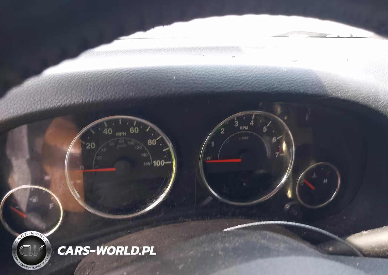 2012 Jeep Wrangler Unlimited Sahara VIN:1C4HJWEG0CL188823 - 7