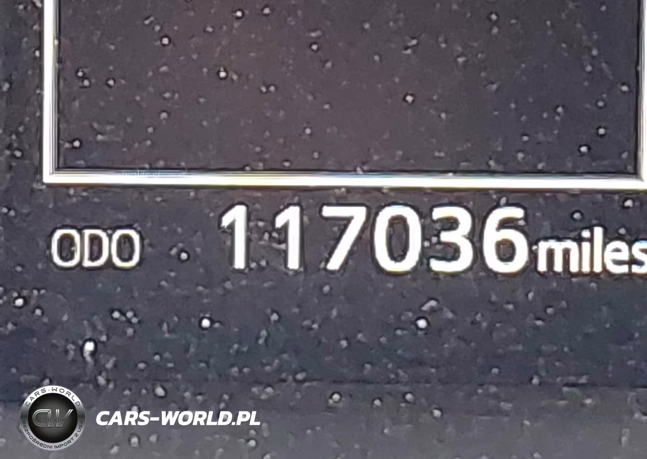 2018 Toyota Highlander Le Plus VIN:5TDBZRFH1JS486767 - 15