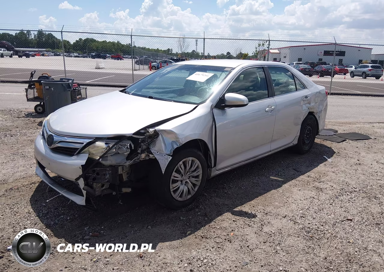 2014 Toyota Camry Le VIN:4T1BF1FKXEU367943 - 2
