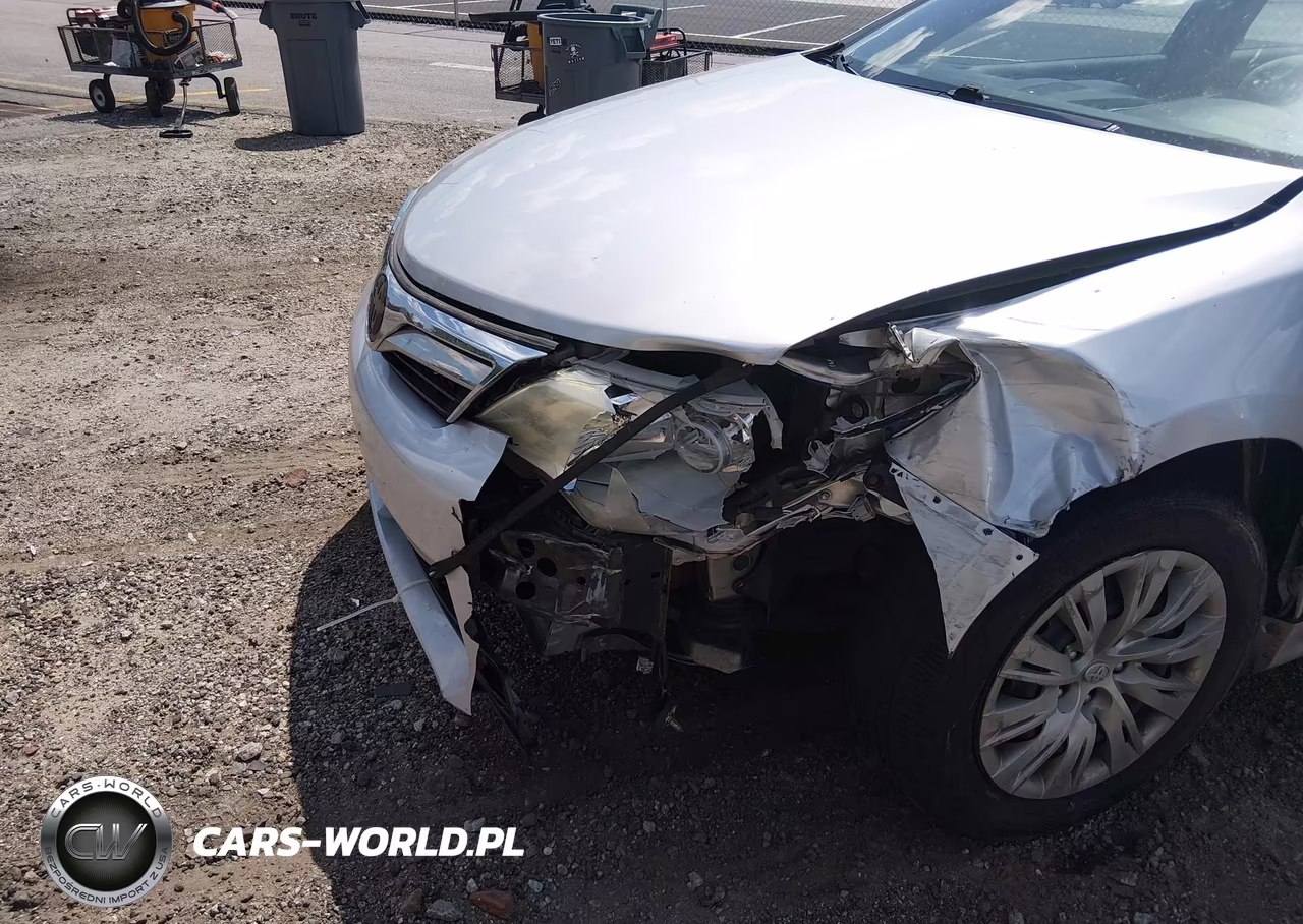 2014 Toyota Camry Le VIN:4T1BF1FKXEU367943 - 6