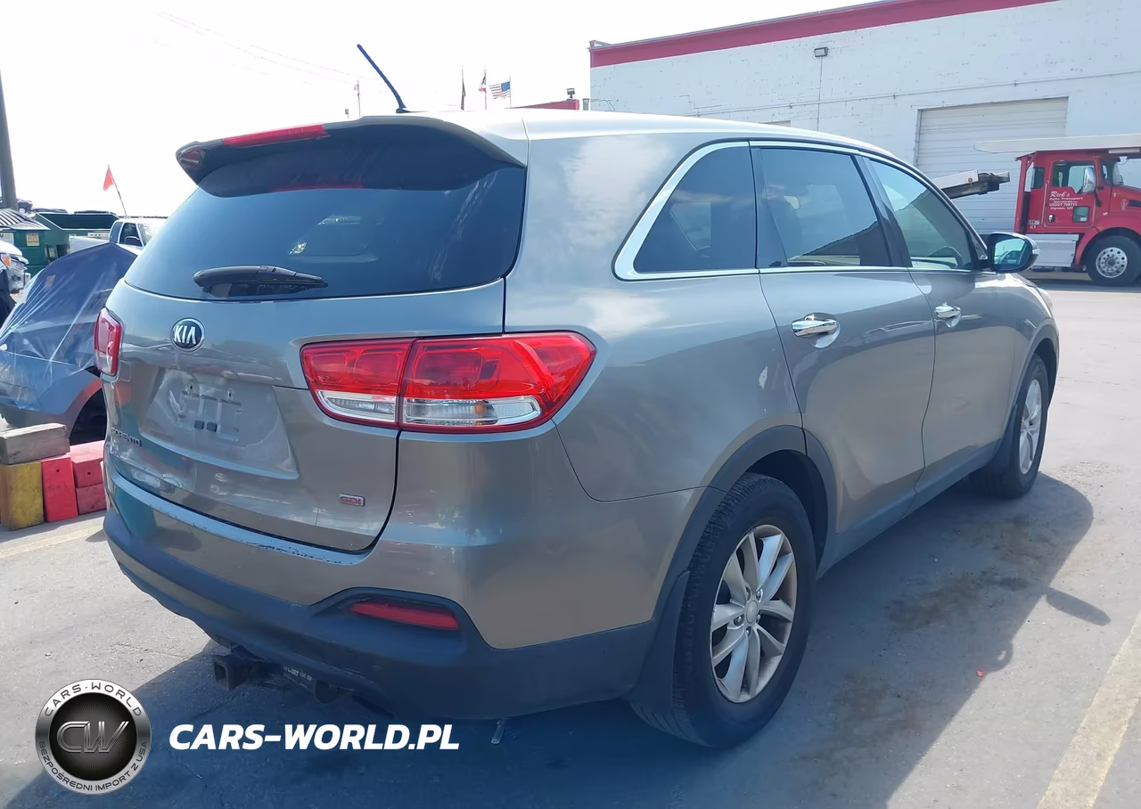 2016 Kia Sorento 2.4L L VIN:5XYPG4A35GG057731 - 4