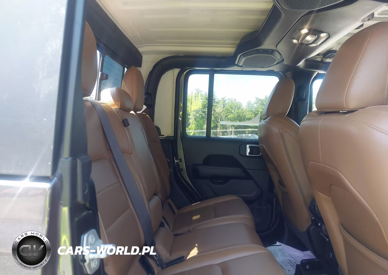 2021 Jeep Gladiator Overland 4X4 VIN:1C6HJTFGXML548508 - 8