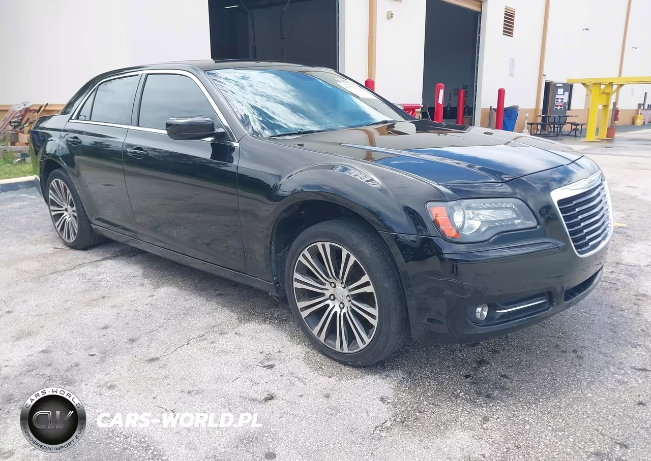 2013 Chrysler 300 300S – zdjęcie 1 z 11