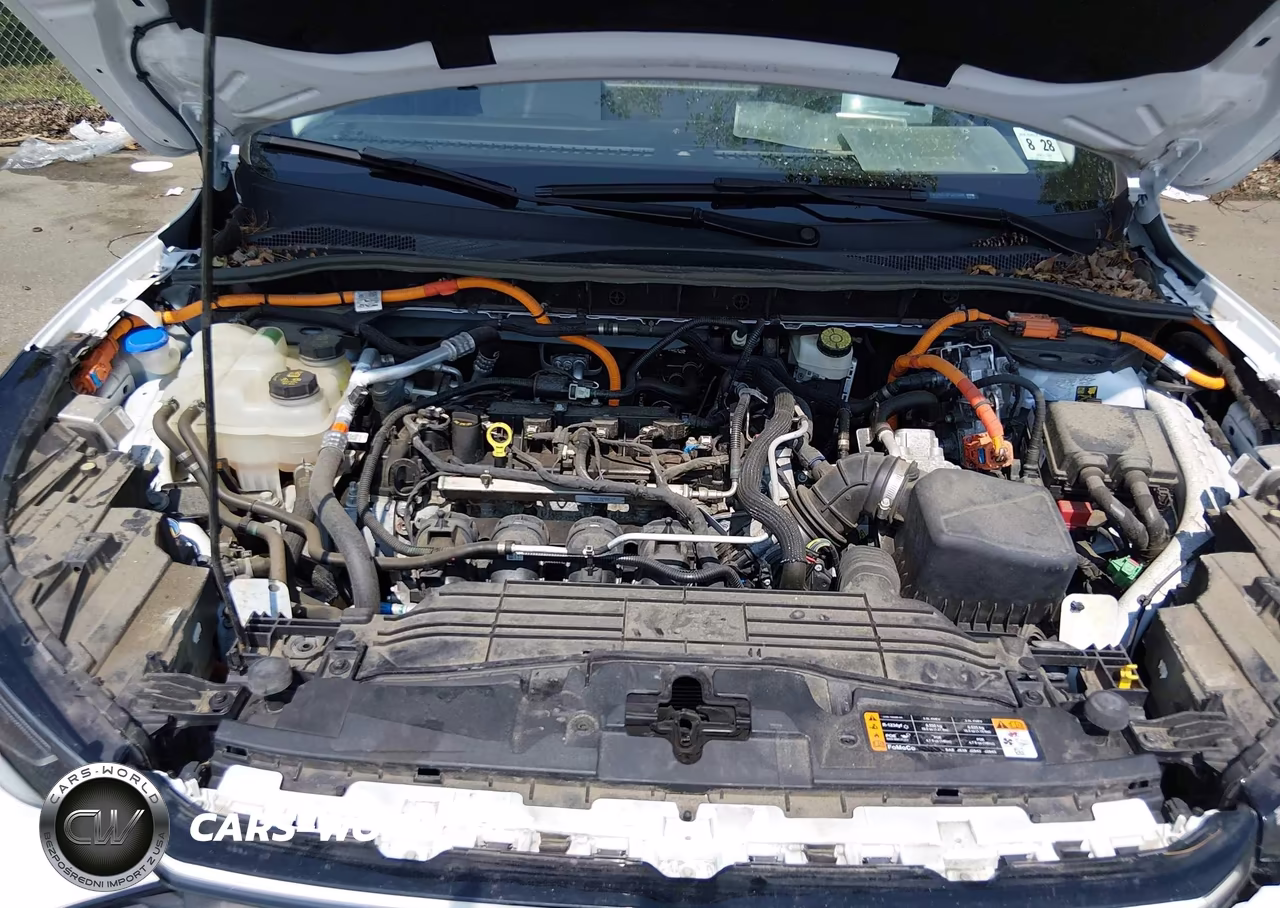 2023 Ford Escape Phev VIN:1FMCU0E18PUA75594 - 10