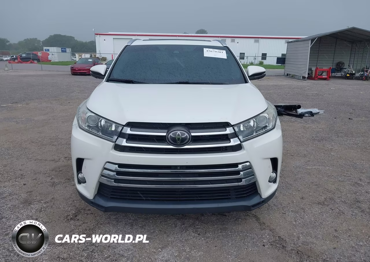 2018 Toyota Highlander Limited Platinum VIN:5TDYZRFHXJS265923 - 13