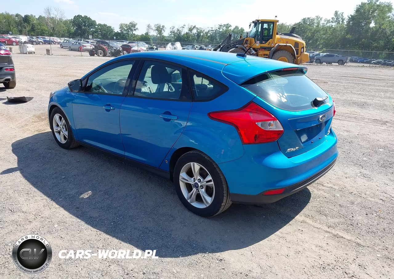 2012 Ford Focus Se VIN:1FAHP3K24CL366275 - 3