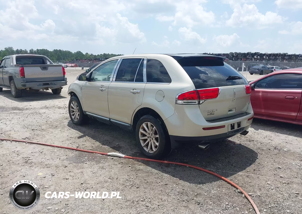 2011 Lincoln Mkx VIN:2LMDJ6JKXBBJ18835 - 3