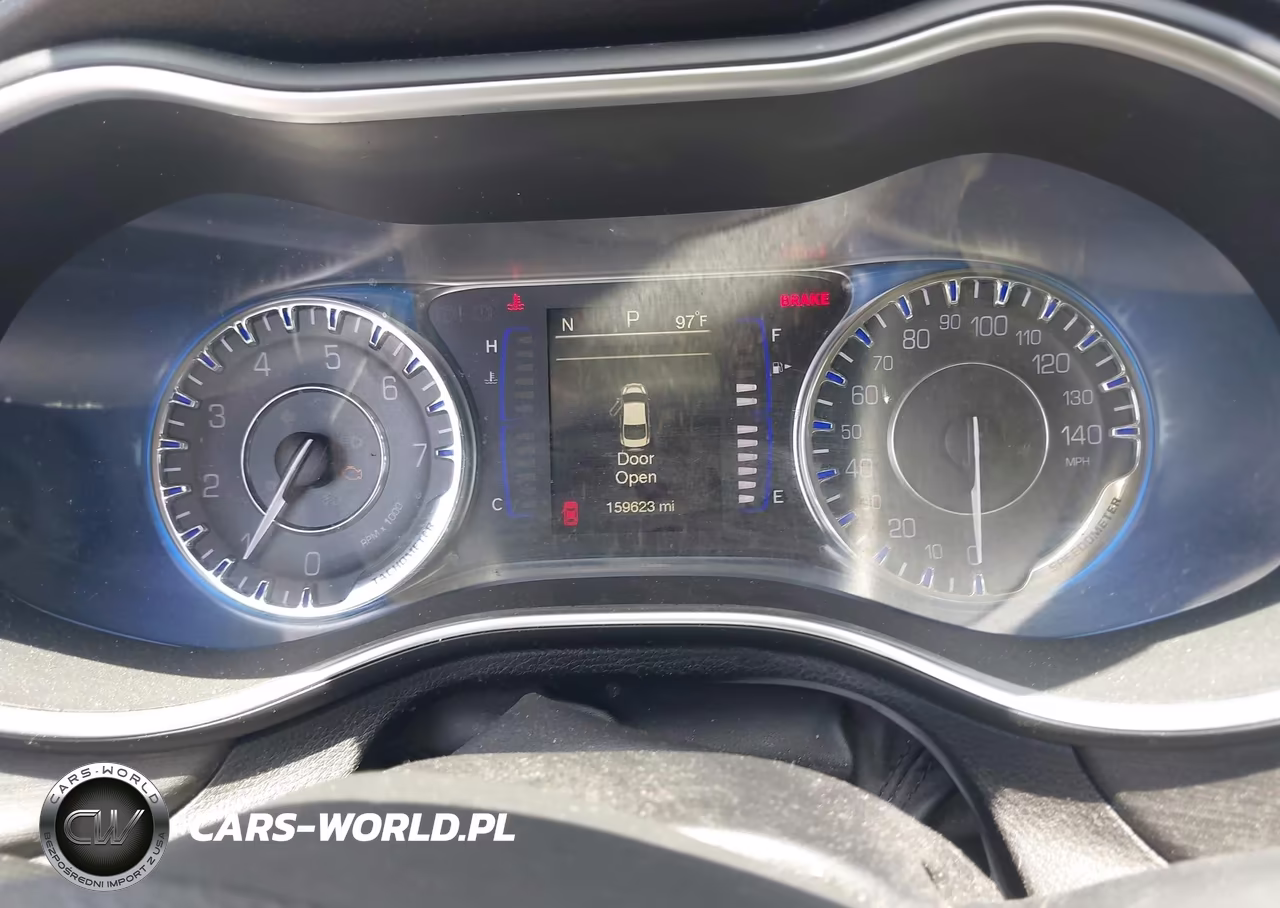 2017 Chrysler 200 Limited Platinum VIN:1C3CCCAB0HN505030 - 7