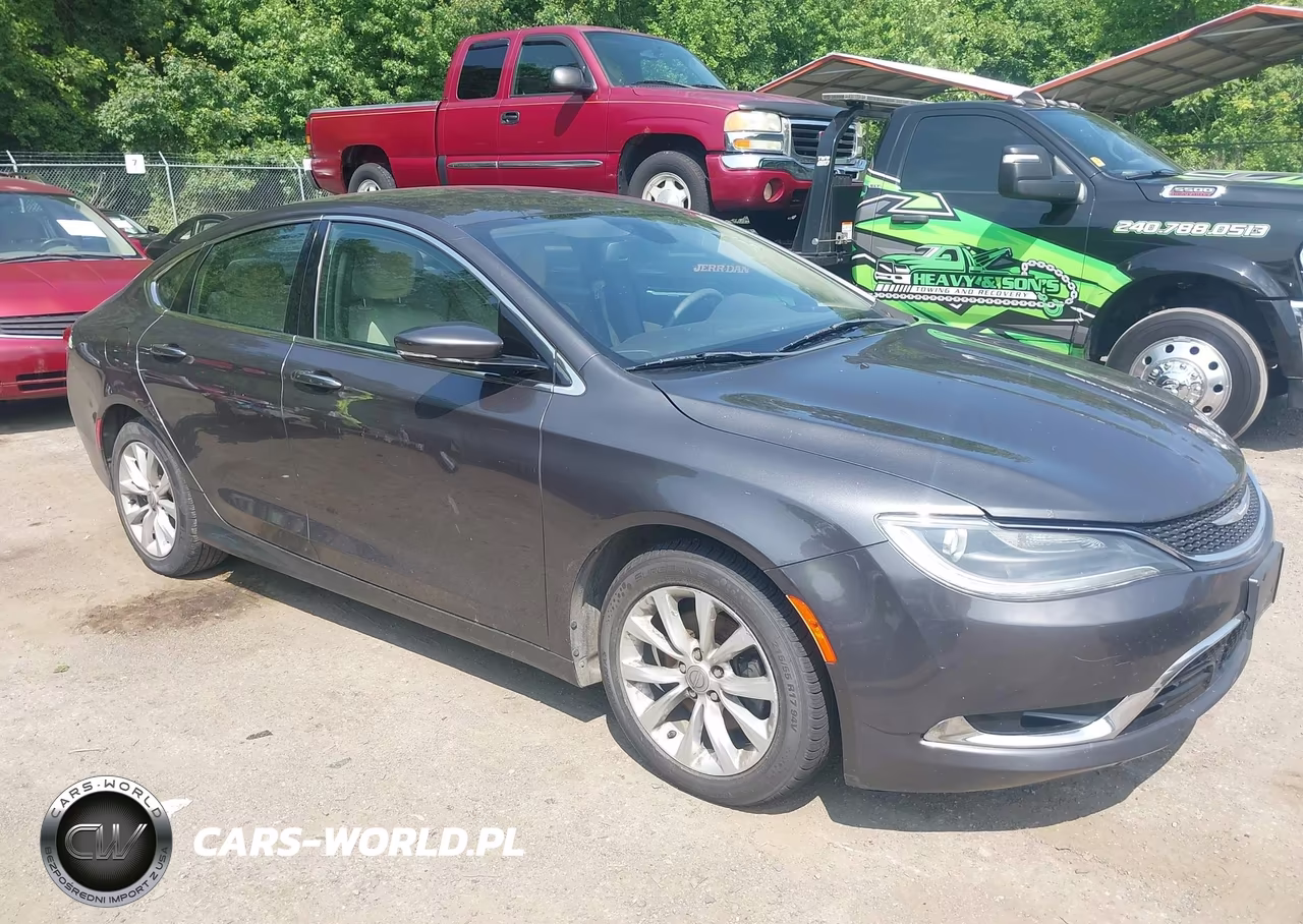 2015 Chrysler 200 C VIN:1C3CCCCB1FN653973 - 1