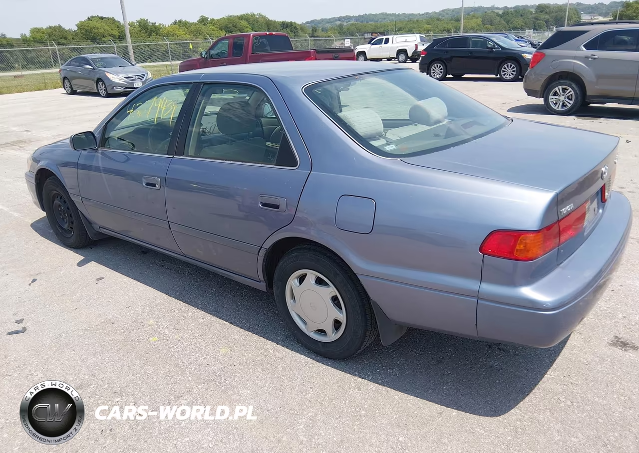2000 Toyota Camry Ce VIN:4T1BG22K4YU005426 - 3