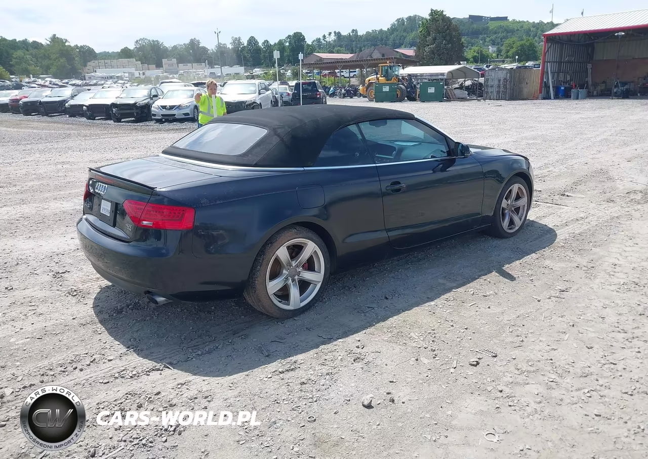 2014 Audi A5 2.0T Premium VIN:WAULFAFH2EN013936 - 4
