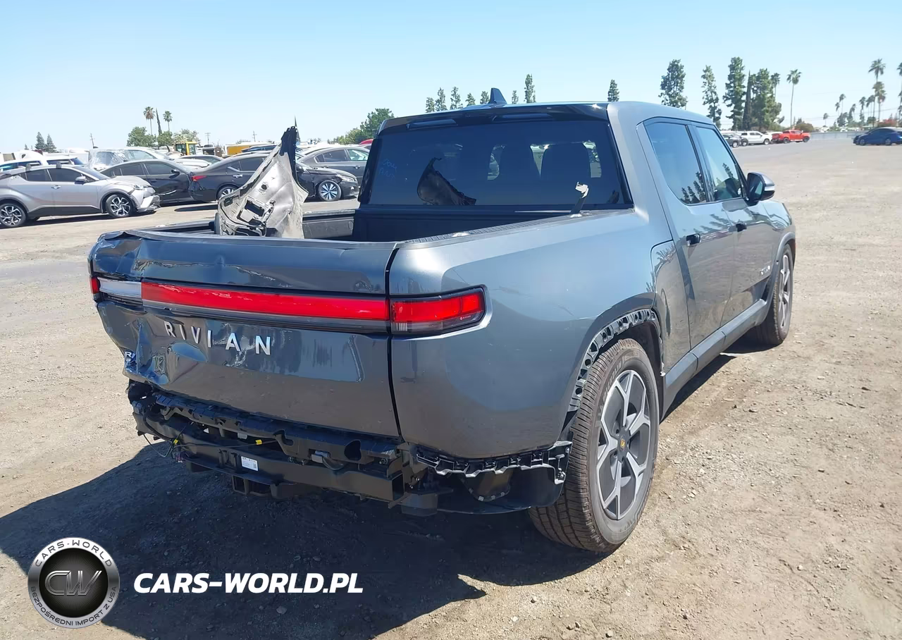 2023 Rivian R1T Adventure-Adventure Dual Motor Large Pack-Adventure Dual Motor Max Pack VIN:7FCTGBAA2PN025064 - 4