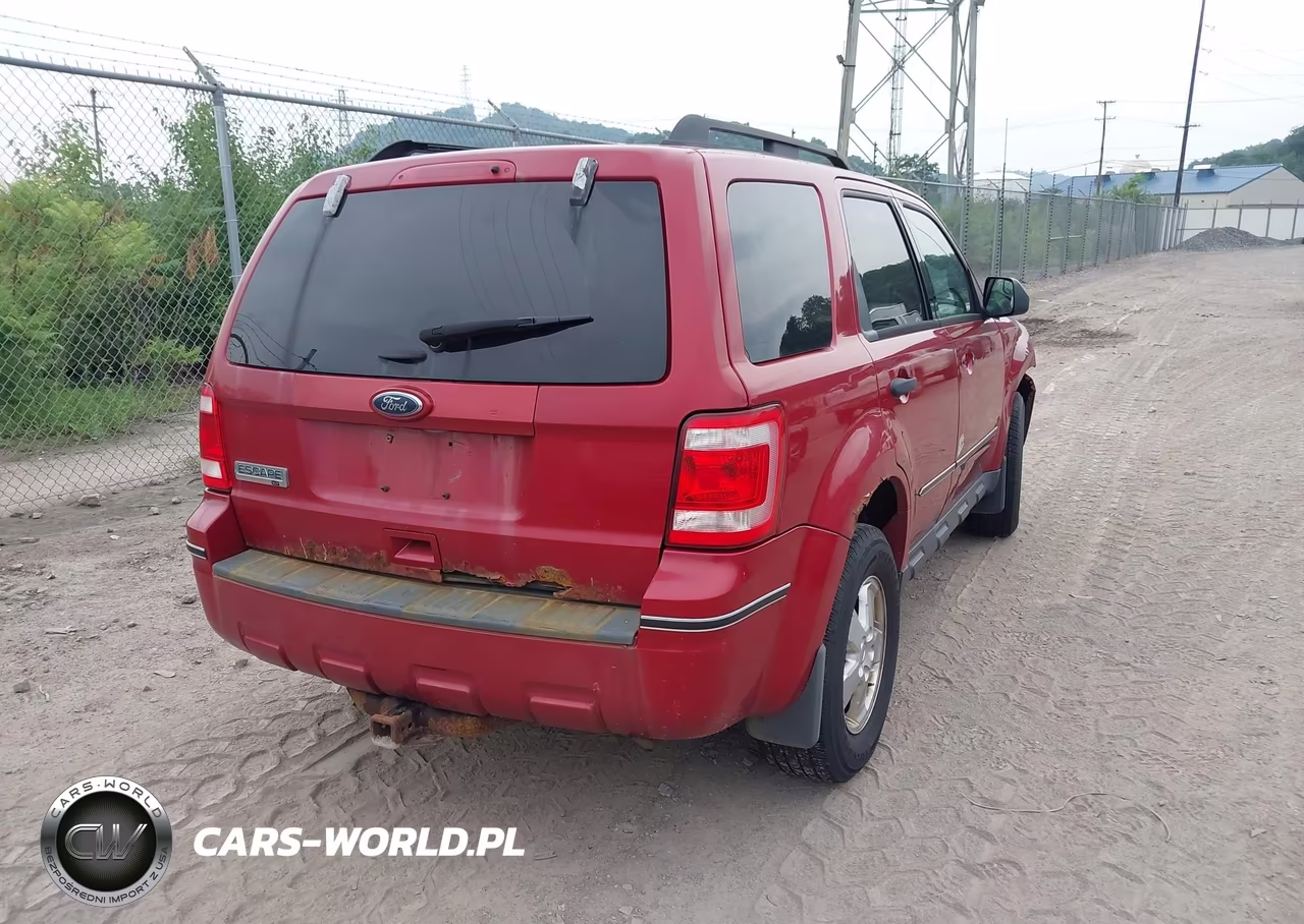 2011 Ford Escape Xlt VIN:1FMCU0D75BKC16857 - 4