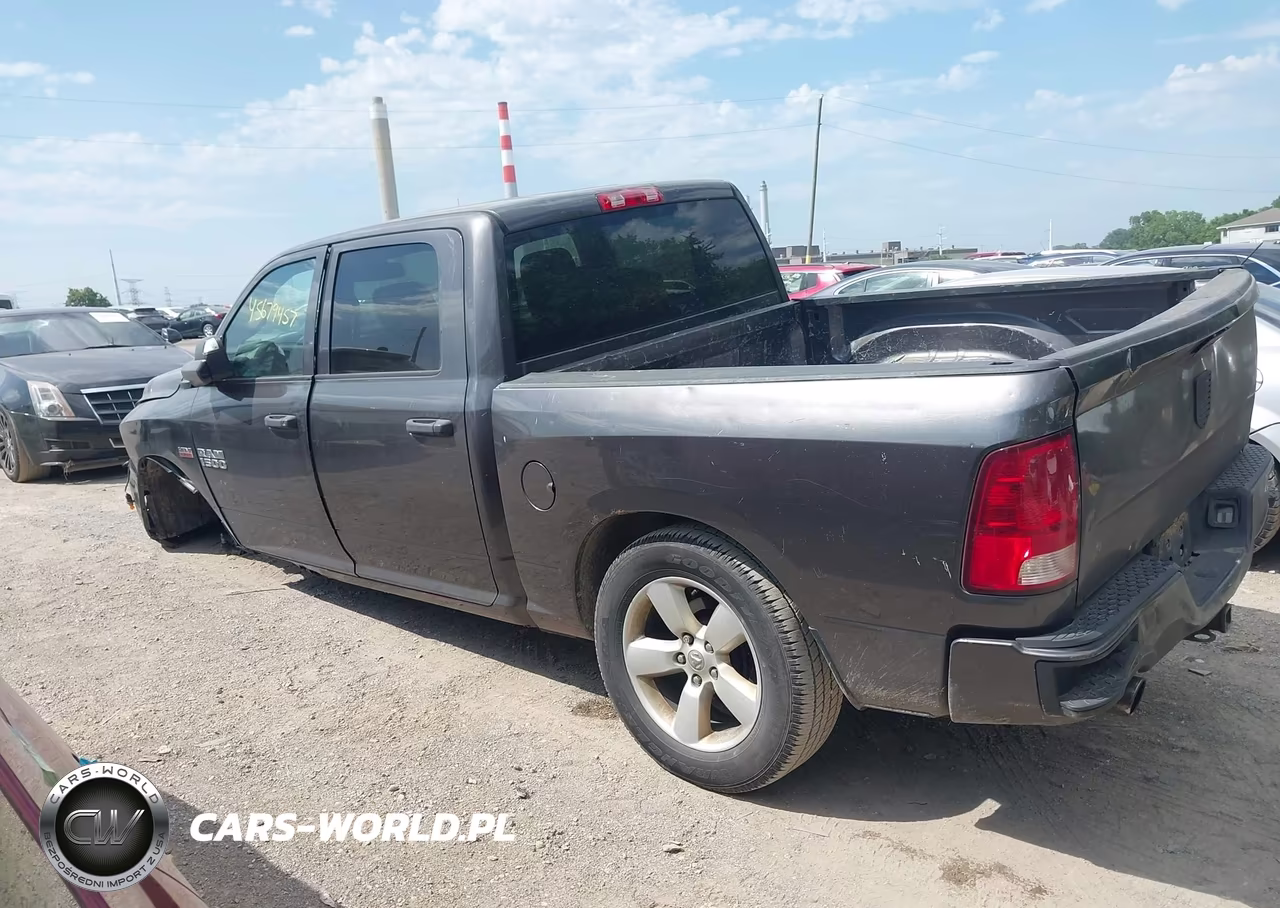 2015 Ram 1500 Express VIN:3C6RR7KTXFG700410 - 14