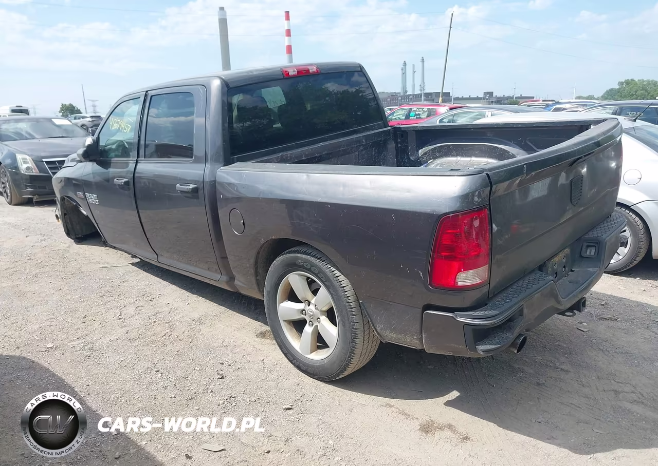 2015 Ram 1500 Express VIN:3C6RR7KTXFG700410 - 3