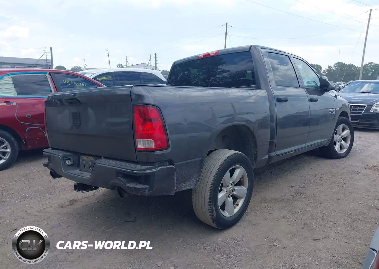 2015 Ram 1500 Express VIN:3C6RR7KTXFG700410 - 4