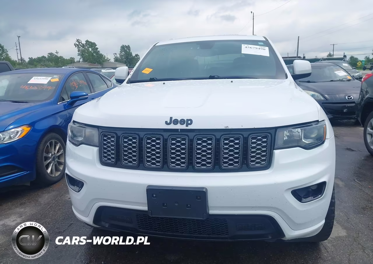 2017 Jeep Grand Cherokee Altitude VIN:1C4RJFAG5HC744965 - 12