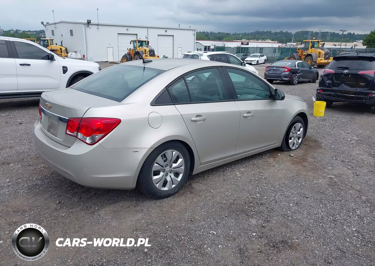 2013 Chevrolet Cruze Ls Auto VIN:1G1PA5SG4D7248860 - 4