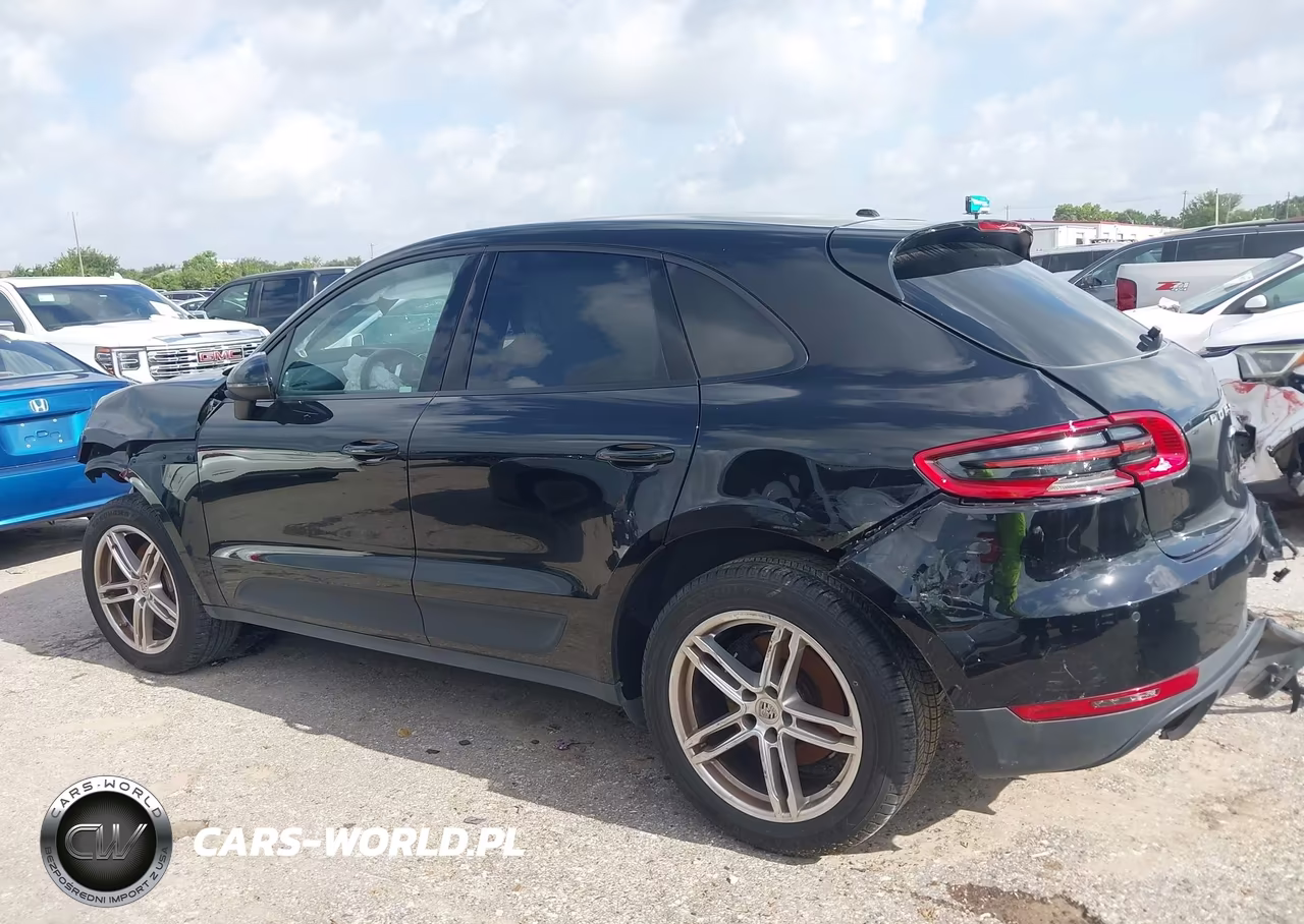 2017 Porsche Macan VIN:WP1AA2A58HLB03537 - 14