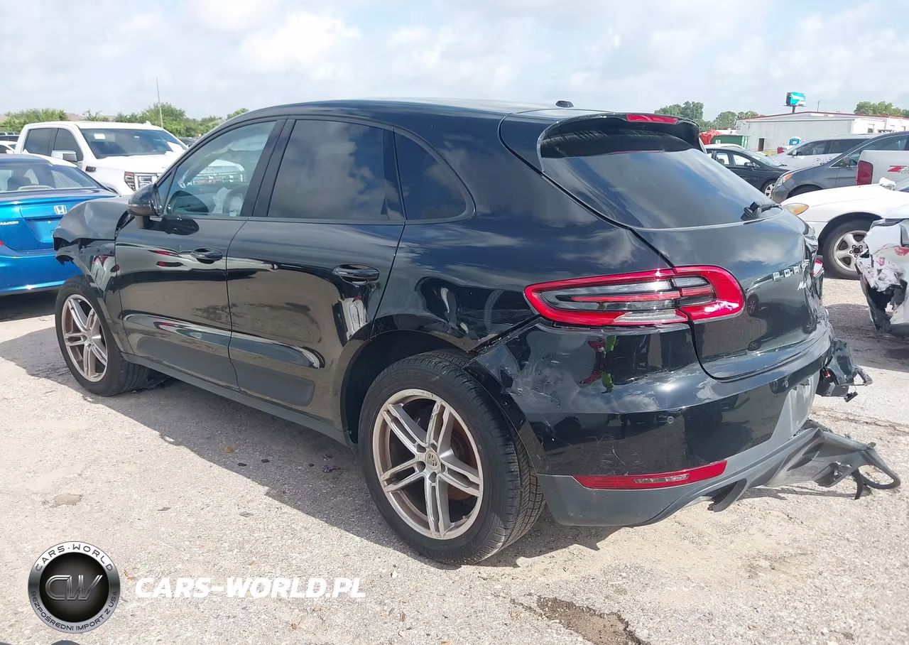 2017 Porsche Macan VIN:WP1AA2A58HLB03537 - 3