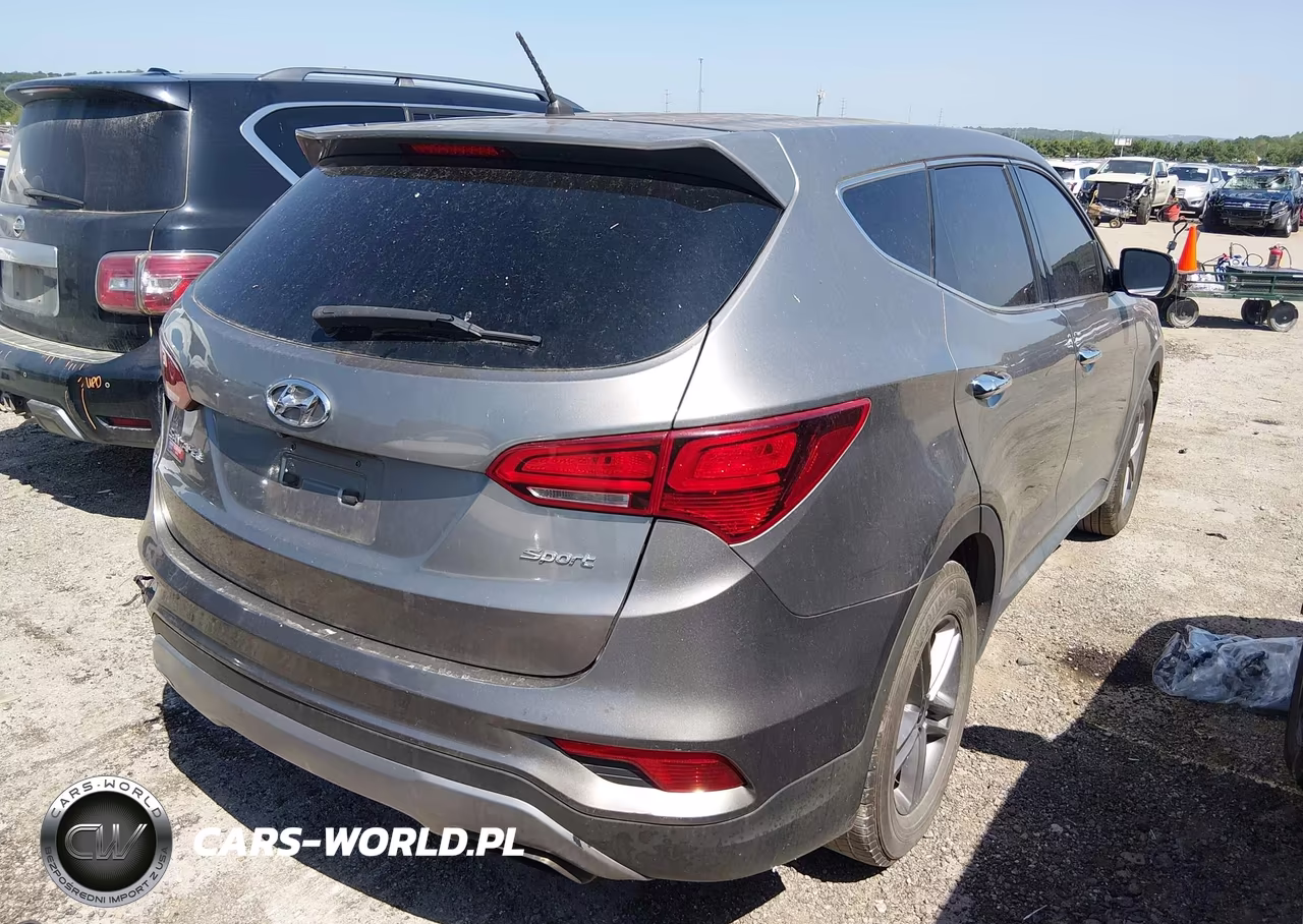 2018 Hyundai Santa Fe Sport 2.4L VIN:5NMZT3LB2JH089472 - 4