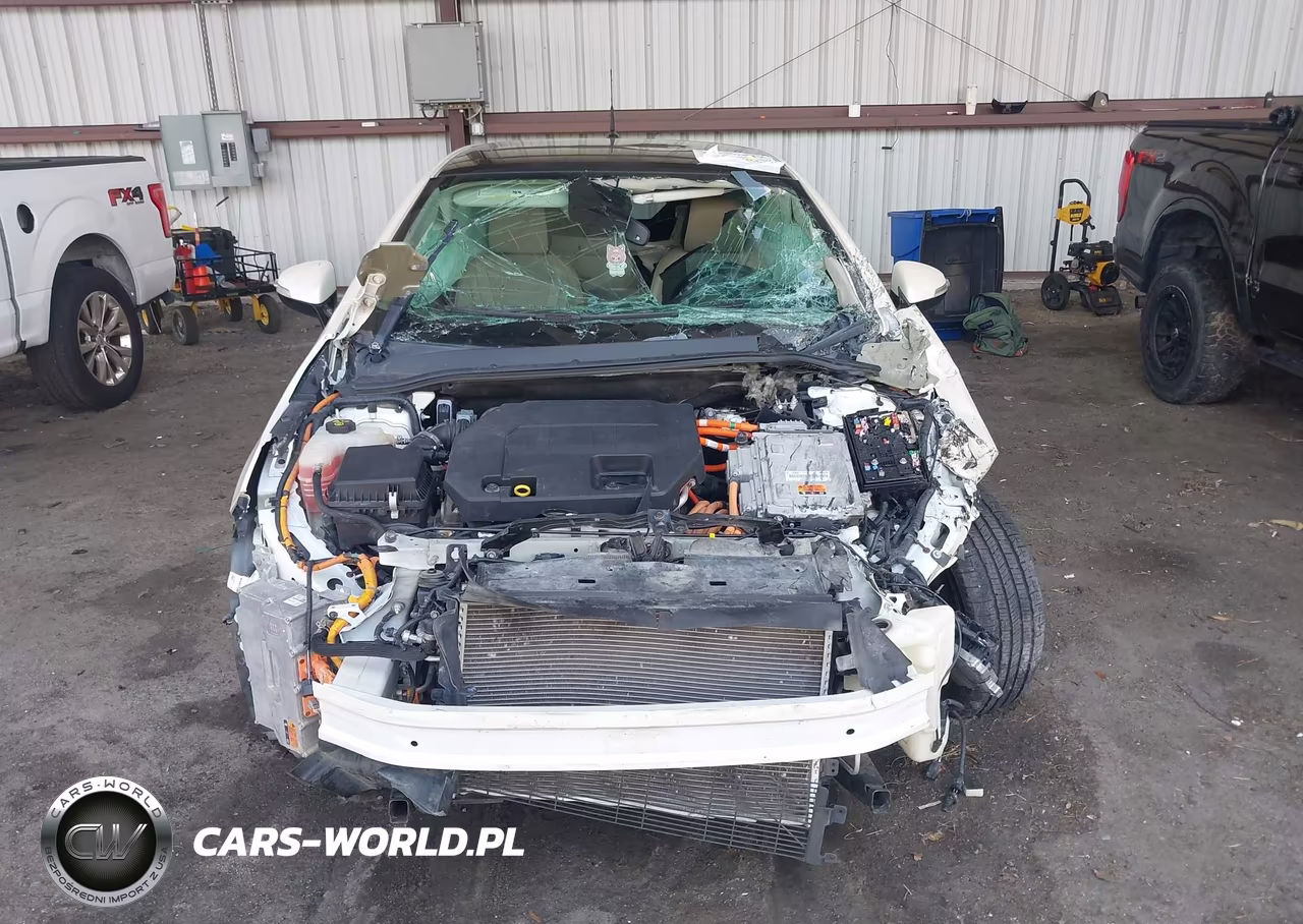 2012 Chevrolet Volt VIN:1G1RD6E48CU108060 - 12