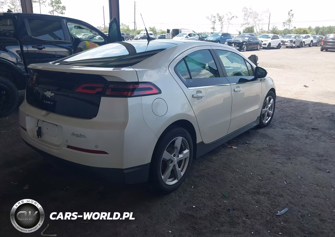 2012 Chevrolet Volt VIN:1G1RD6E48CU108060 - 4