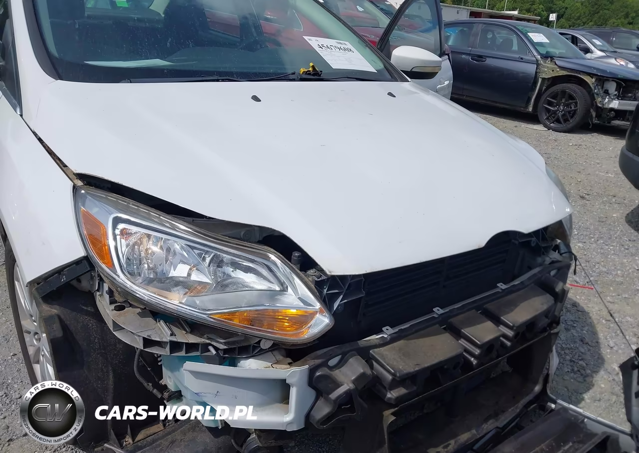 2012 Ford Focus Sel VIN:1FAHP3H2XCL357748 - 10