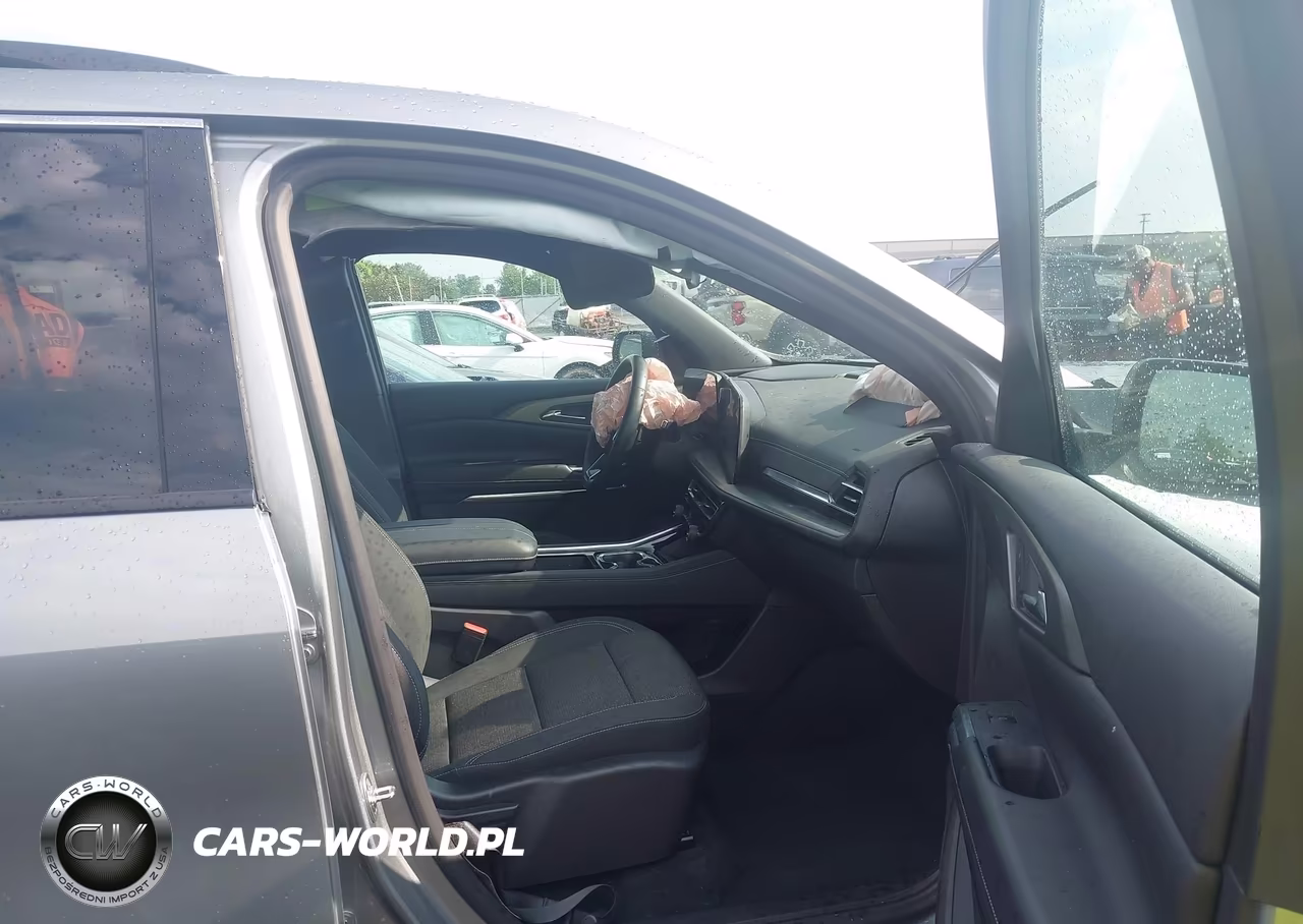 2025 Chevrolet Traverse Fwd Lt VIN:1GNERGRS9SJ297685 - 5