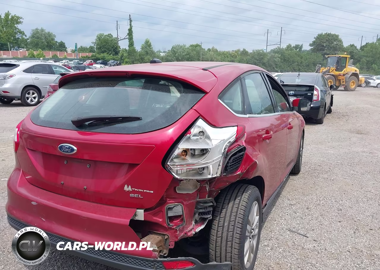 2012 Ford Focus Sel VIN:1FAHP3M27CL315480 - 4