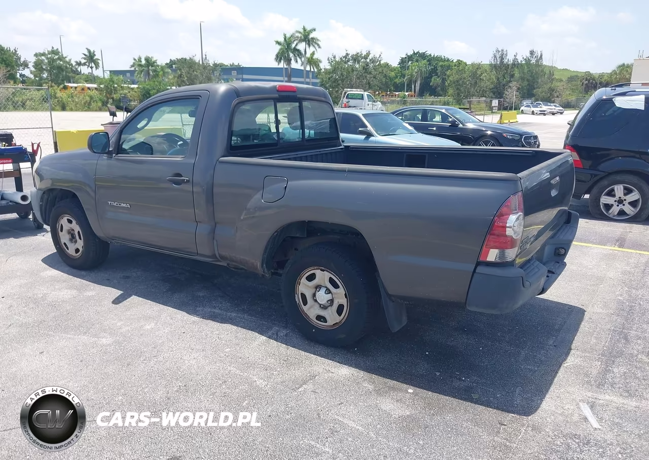 2010 Toyota Tacoma VIN:5TENX4CN8AZ690095 - 3