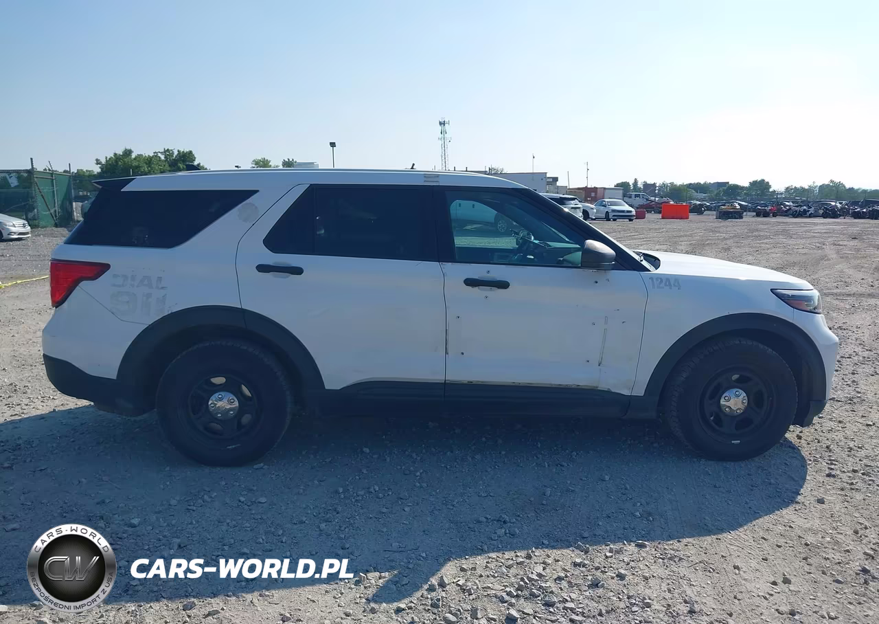 2020 Ford Police Interceptor Utility VIN:1FM5K8AW0LGC14026 - 12