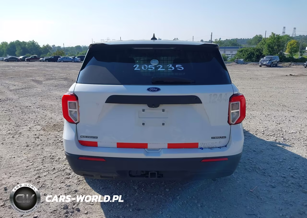 2020 Ford Police Interceptor Utility VIN:1FM5K8AW0LGC14026 - 15