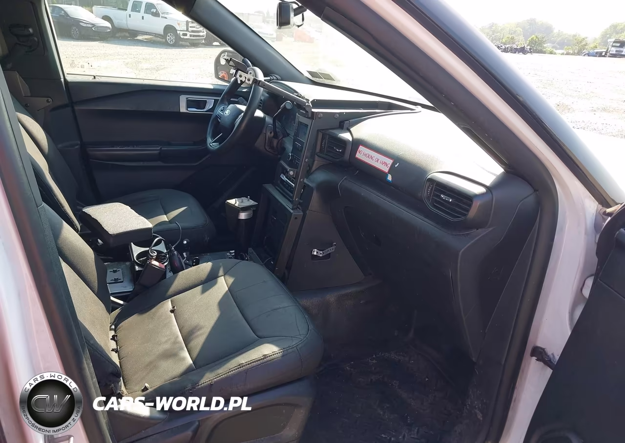 2020 Ford Police Interceptor Utility VIN:1FM5K8AW0LGC14026 - 5