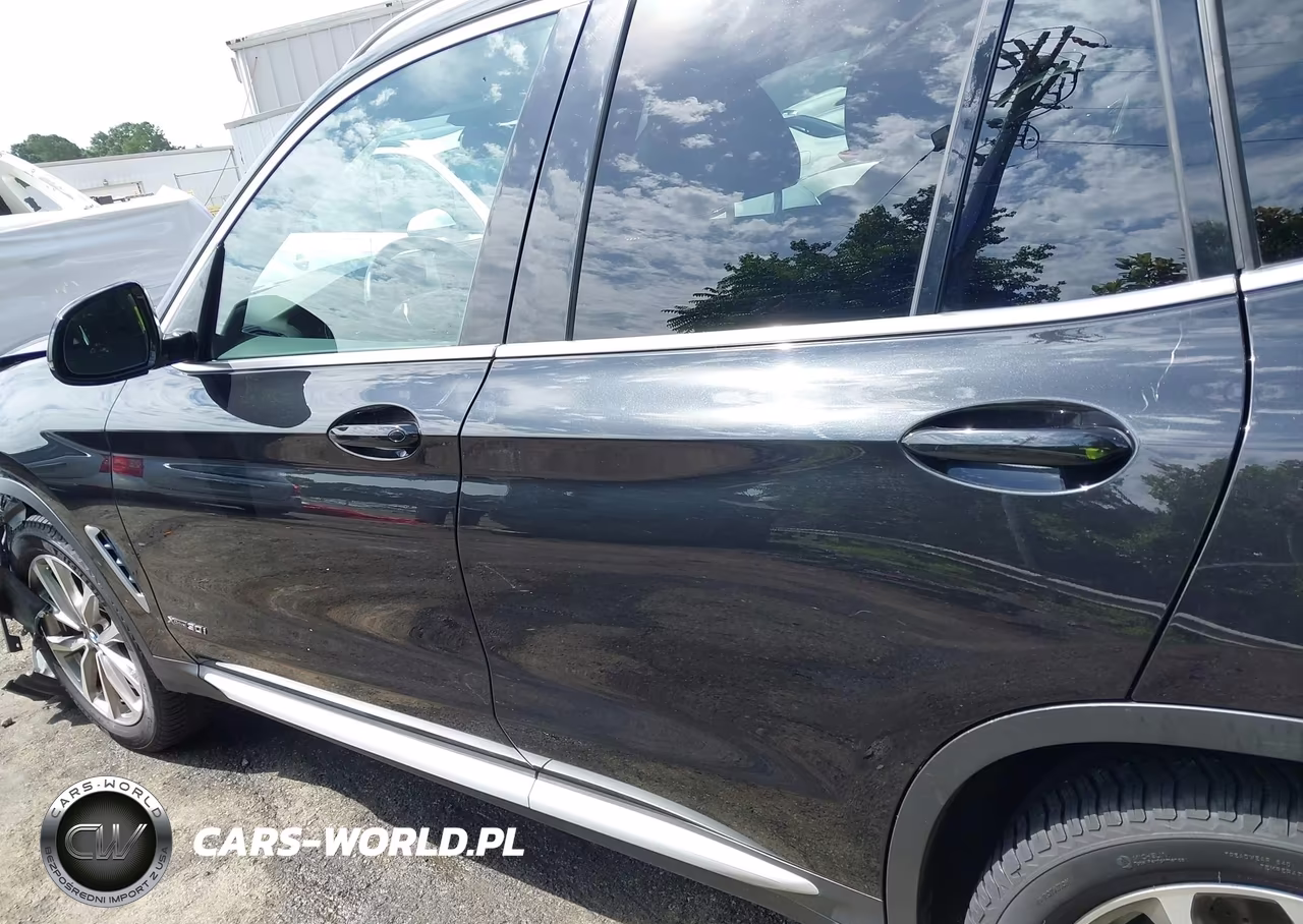 2018 BMW X3 xDrive30I VIN:5UXTR9C5XJLC73401 - 14