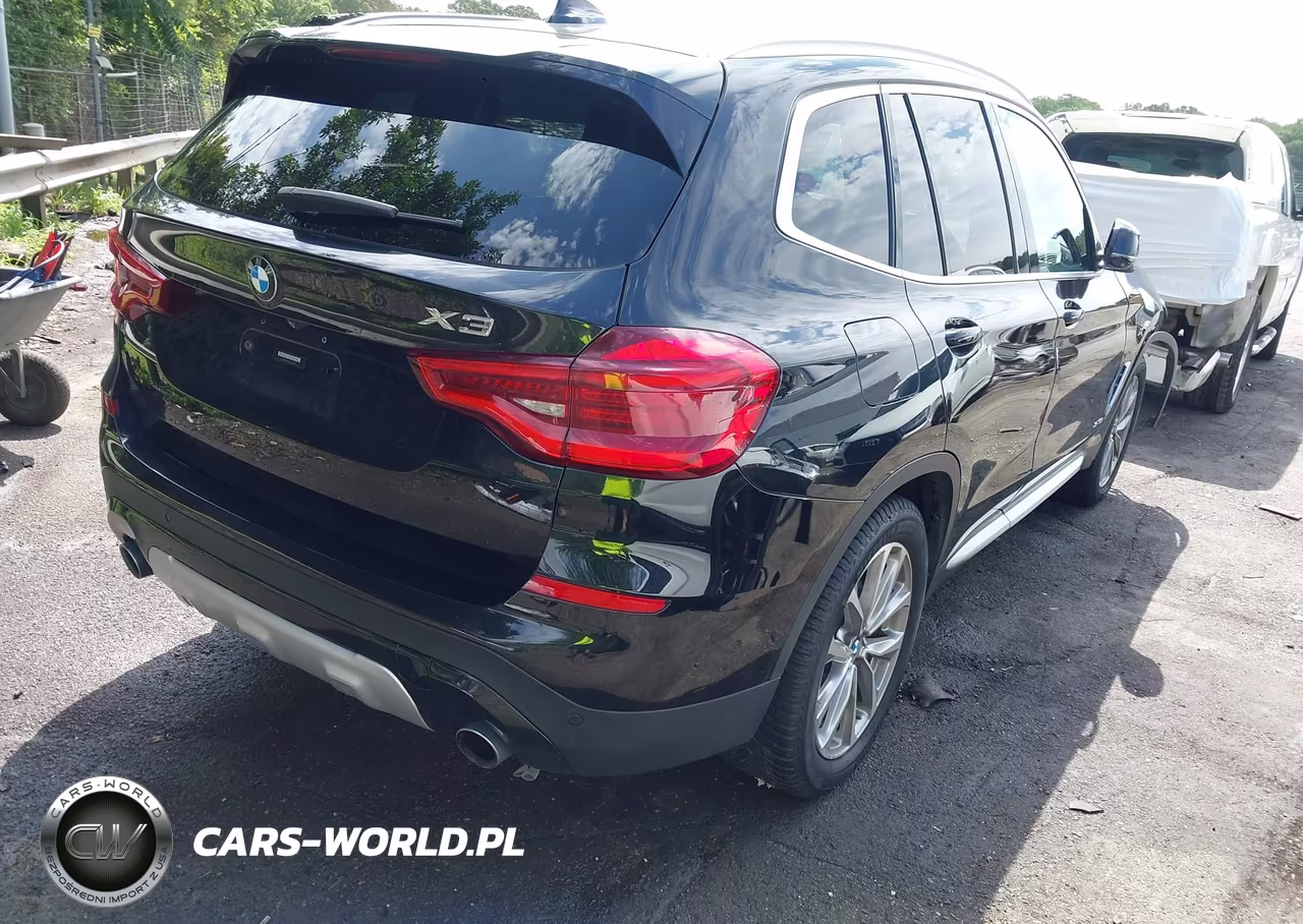 2018 BMW X3 xDrive30I VIN:5UXTR9C5XJLC73401 - 4