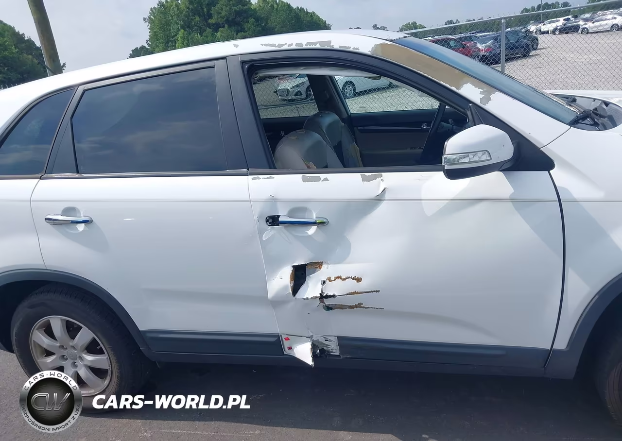 2012 Kia Sorento Lx VIN:5XYKT3A15CG306943 - 13